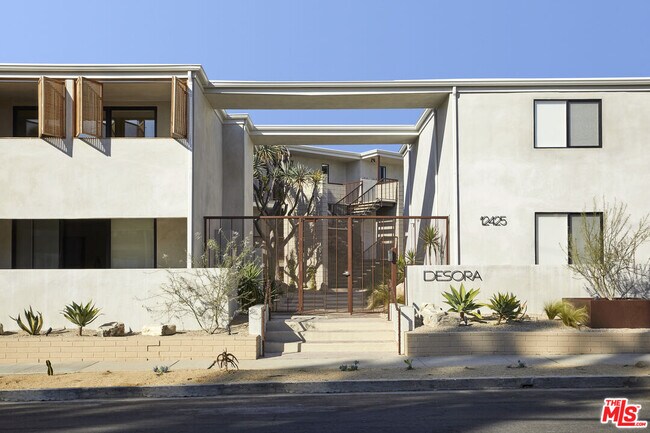 Building Photo - 12425 Texas Ave