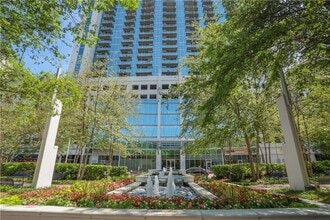 Building Photo - 3324 Peachtree Rd NE