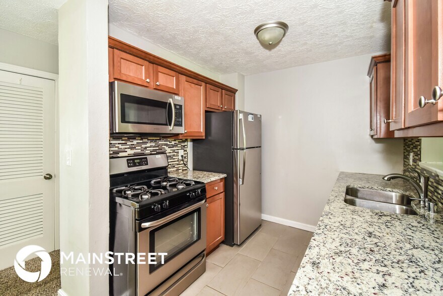 Building Photo - 4809 Granada Dr