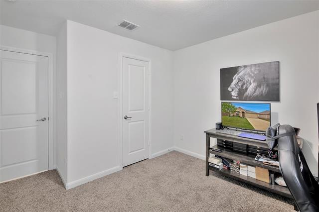 Building Photo - 1317 Cres View Dr