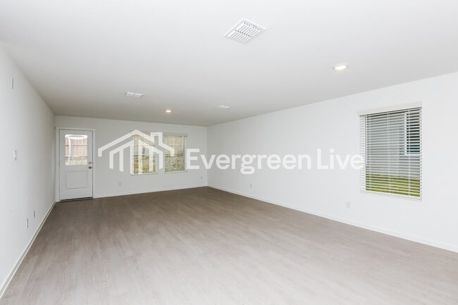 Building Photo - 10708 Dusty Rnch Rd