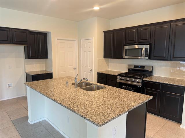 Building Photo - 1720 Whistler Dr
