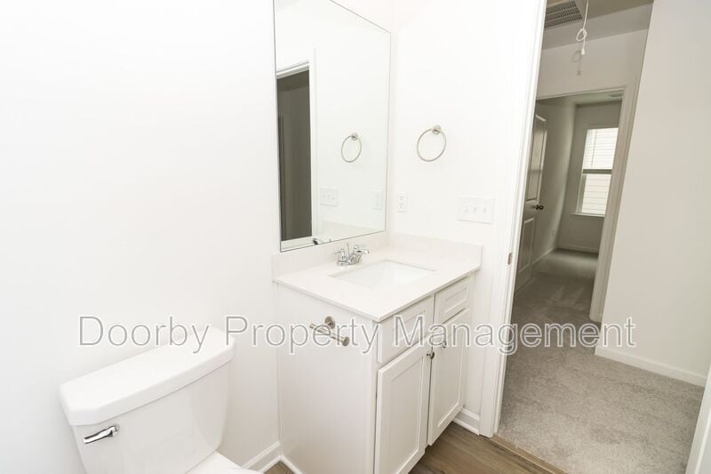 Building Photo - 115 Saddlebred Wy