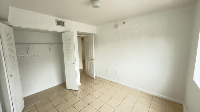 Building Photo - 15430 SW 284th St