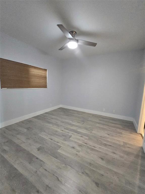 Building Photo - 7700 Seawall Blvd