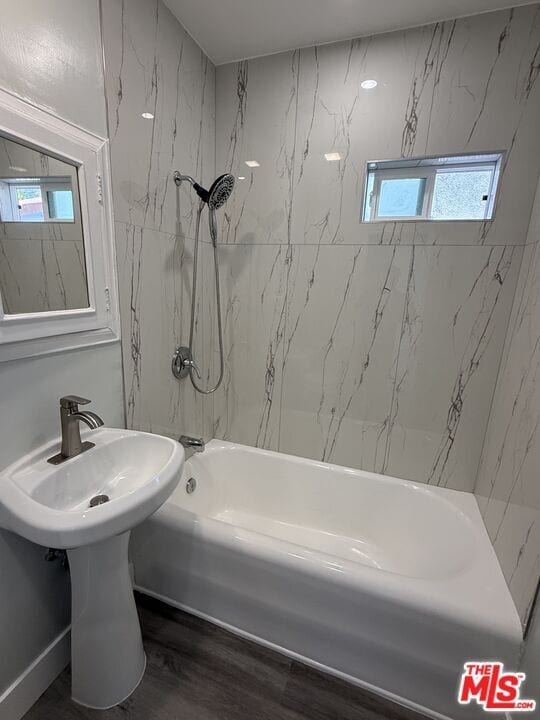 Building Photo - 92 S Sunnyslope Ave