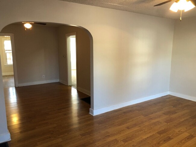 Building Photo - W. Collins Ct., 210 1/2