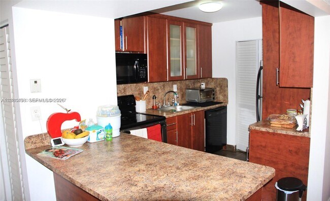 Building Photo - 20741 NE 4th Ct