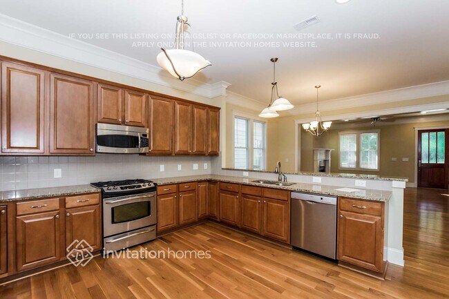 Building Photo - 302 Keener Blvd