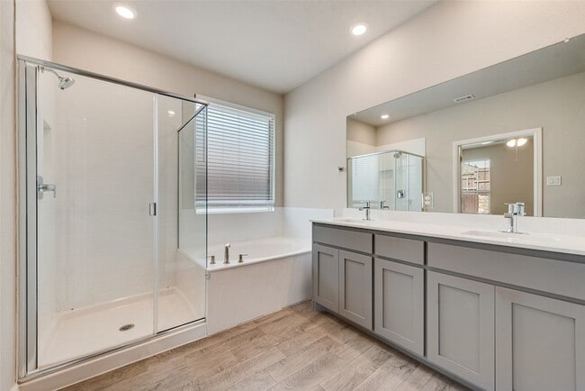 Building Photo - 270 Irish Moss Dr