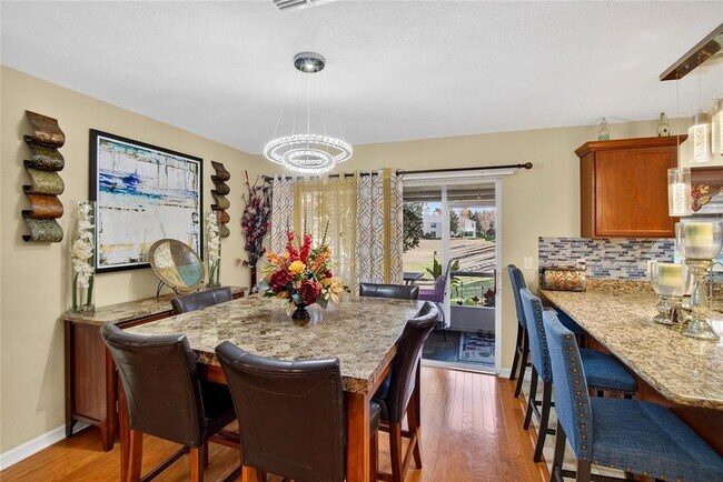 Building Photo - 209 Sawtooth Dr