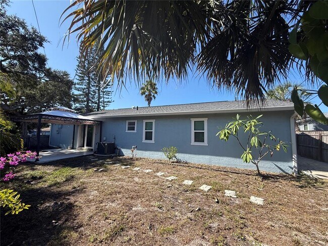 Building Photo - 1164 Engman St