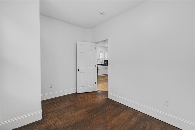 Building Photo - 30 Cypress St