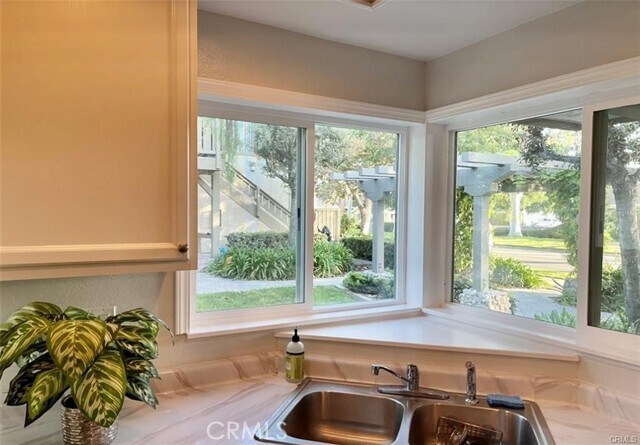 Building Photo - 35 Smokestone