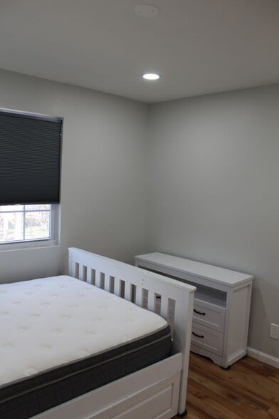 Building Photo - 14013 Gadsen Ct