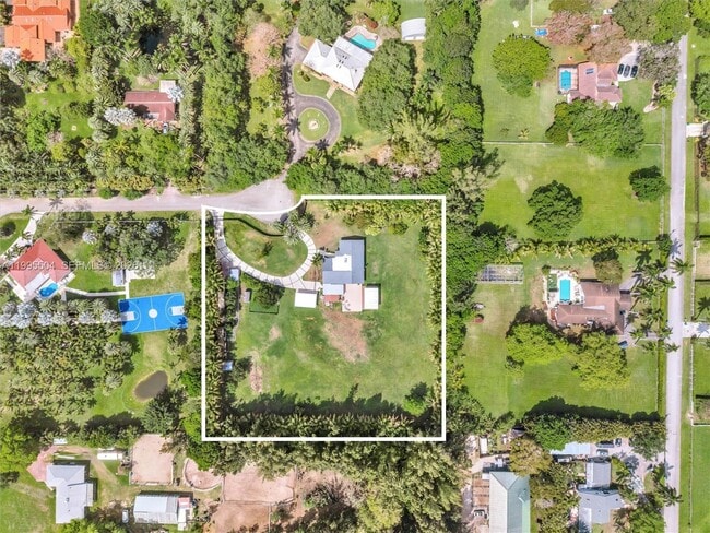 Building Photo - 6920 SW 182nd Way