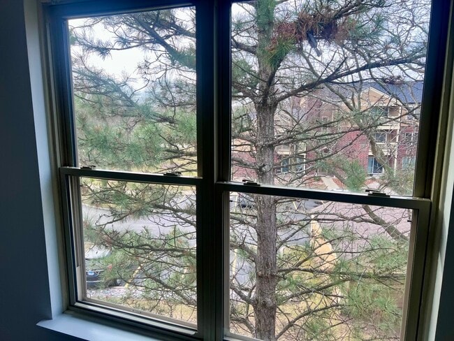 Building Photo - 120 Glengarry Dr