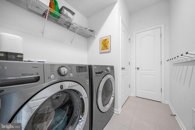 Building Photo - 23611 Rose Leigh Terrace