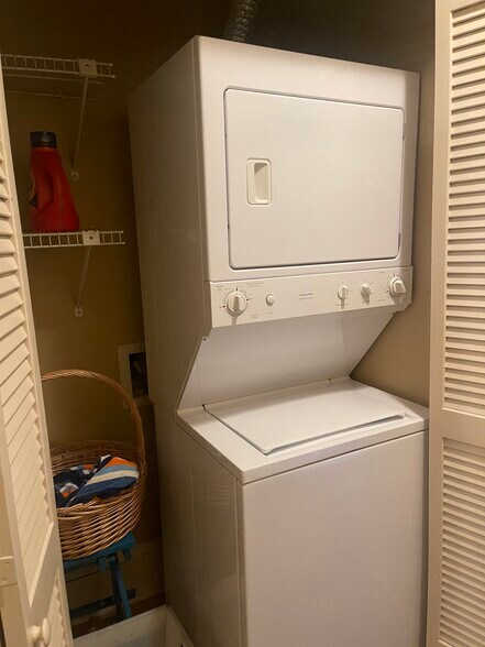 brand new washer/dryer - 418 Clement Ave