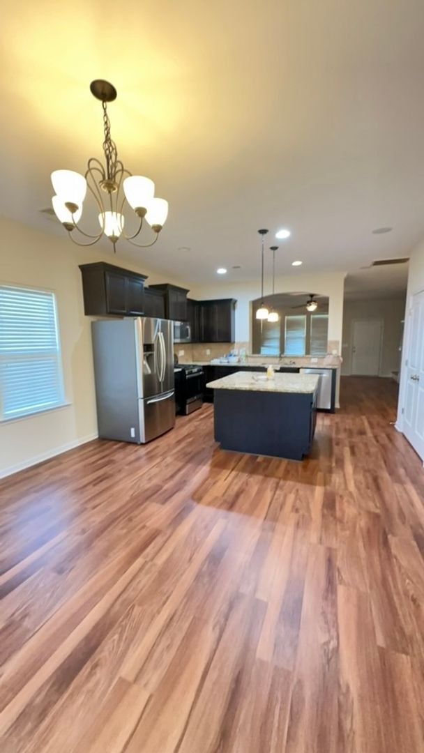 Building Photo - Experience the perfect blend of comfort & modern living in this beautiful home located in Northea...