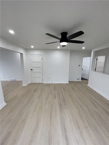 Building Photo - 107 Shoup St