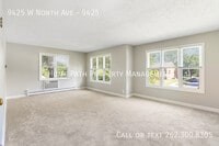 Building Photo - 9425 W North Ave