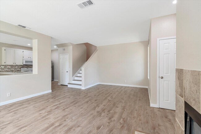 Building Photo - 18014 Flynn Dr