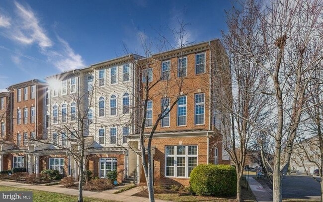 Building Photo - 42309 Onyx Terrace