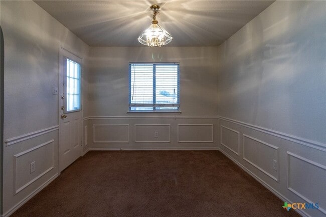 Building Photo - 3803 Lyna Ct