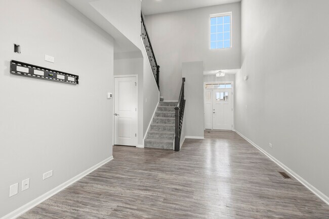 Building Photo - 2045 Stuttle Rd