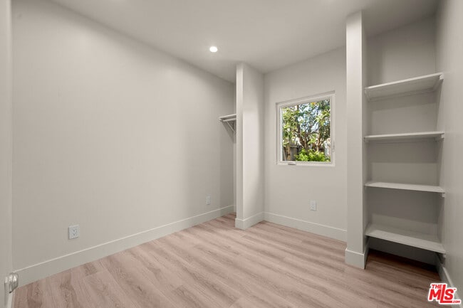 Building Photo - 1509 Edris Dr