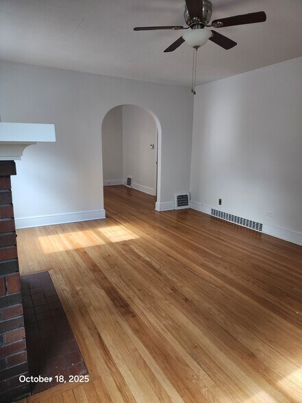 Building Photo - 519 Durston Ave