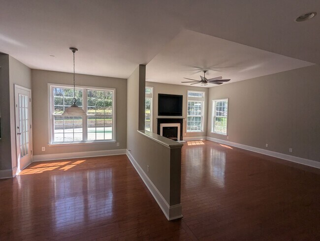 Building Photo - Harrisburg with Large Fenced-In Yard, Small Private Pool/Spa and Putting Green