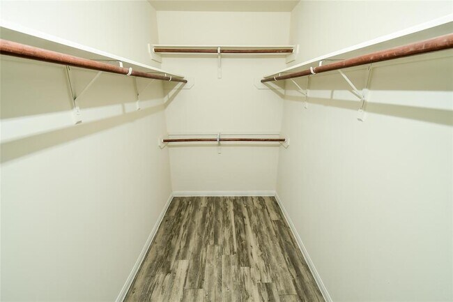 Building Photo - 5807 Dawn Terrace Ct