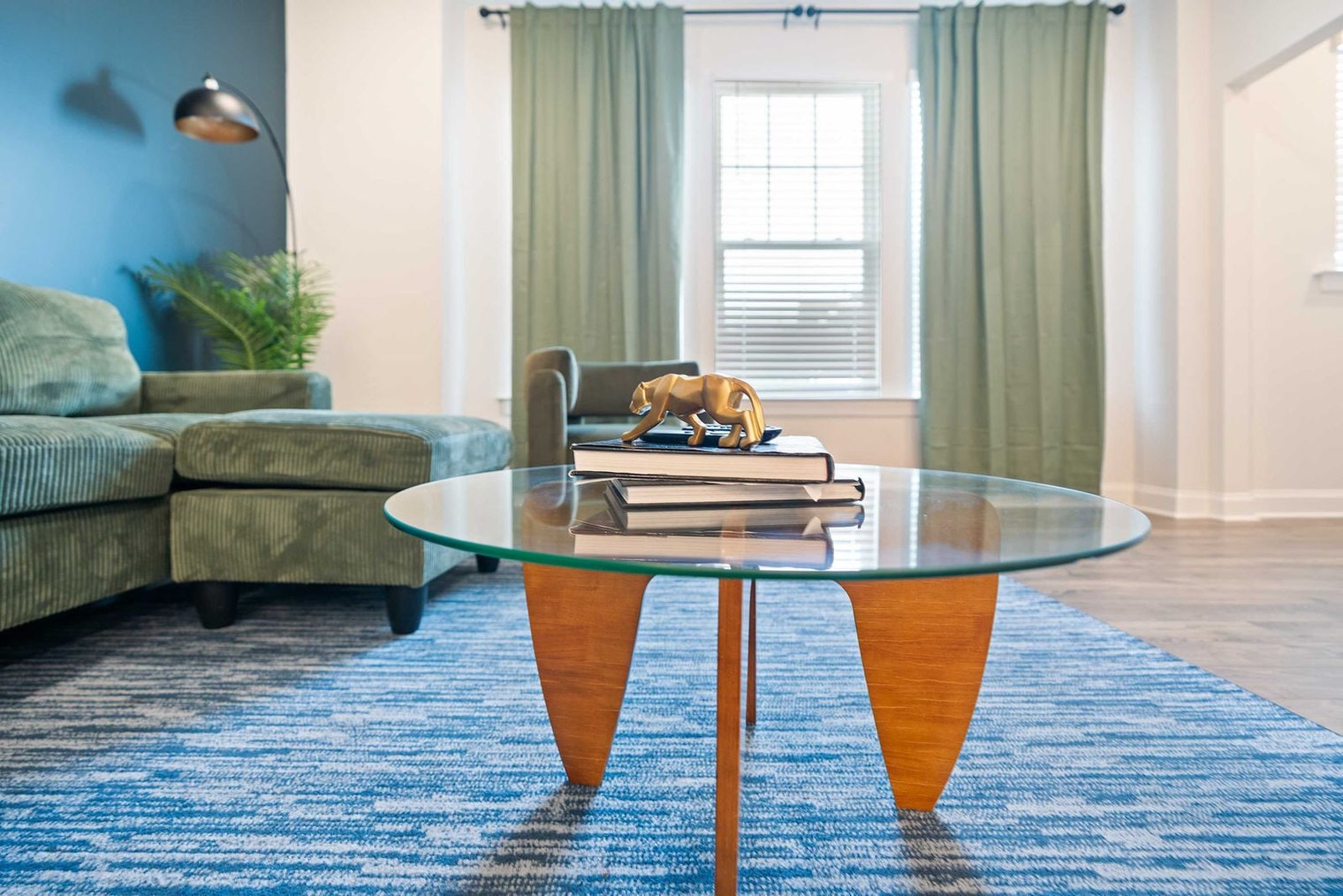 Building Photo - 1010 Falling Rock Pl