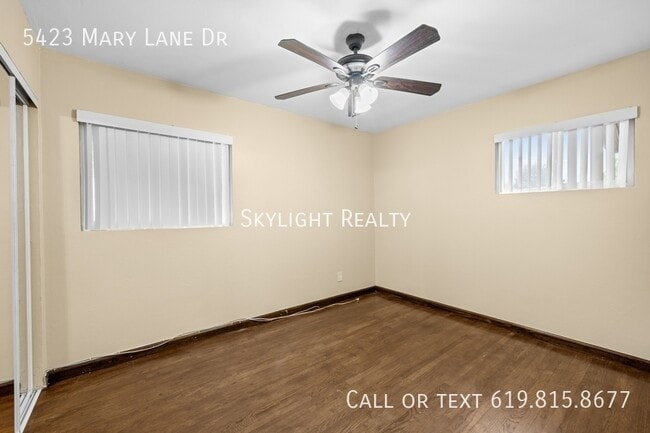 Building Photo - 5423 Mary Ln Dr