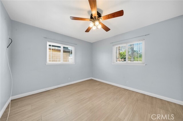 Building Photo - 386 W 16th St