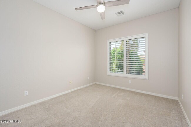 Building Photo - 16060 W Mercer Ln
