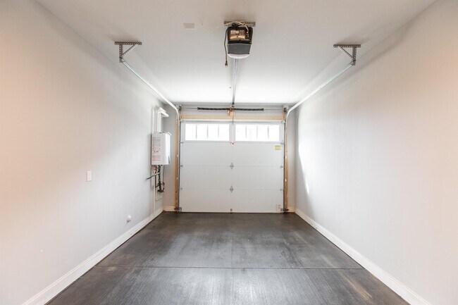 Building Photo - 1044 S Westyn Lp