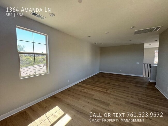 Building Photo - 1364 Amanda Ln