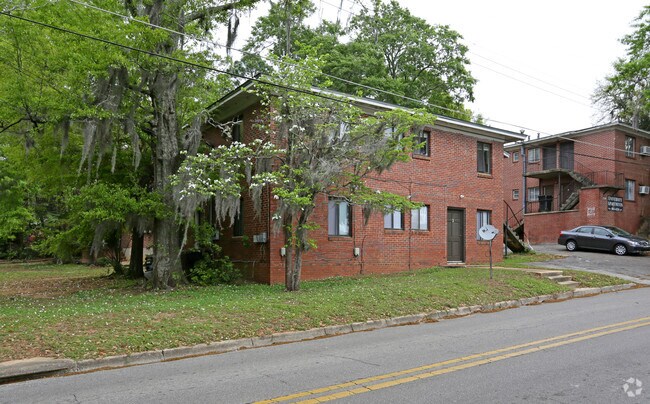 Building Photo - University Apartments