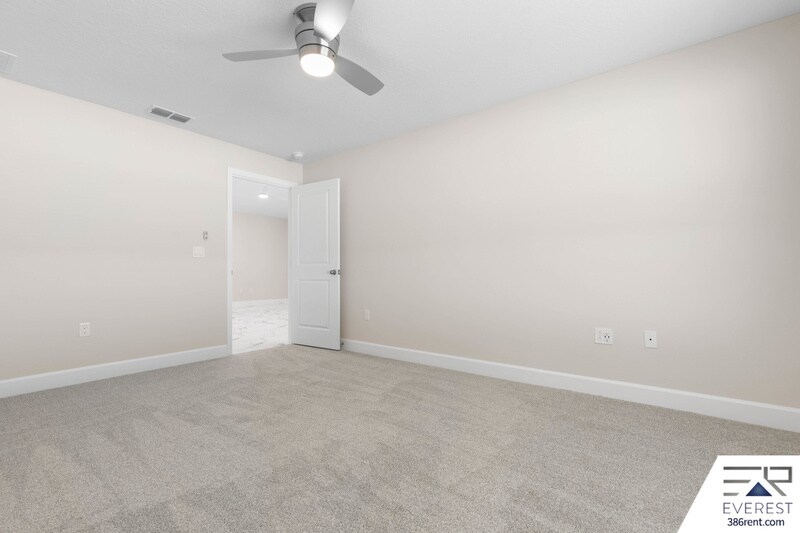 Building Photo - 16 Zoffer Ct