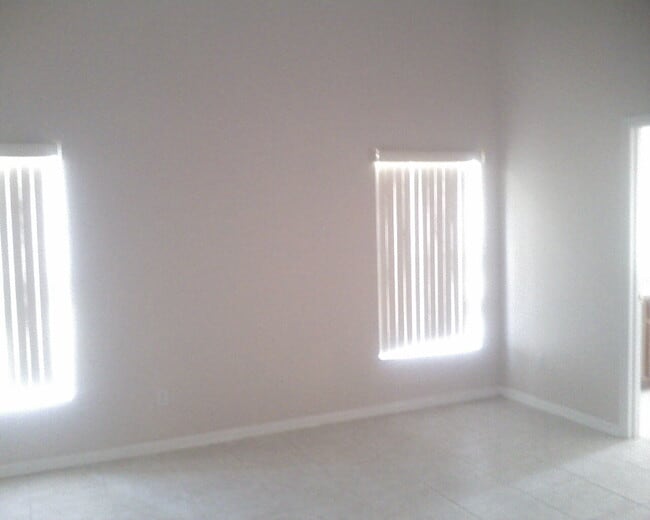 Building Photo - 2424 Cerberus Dr