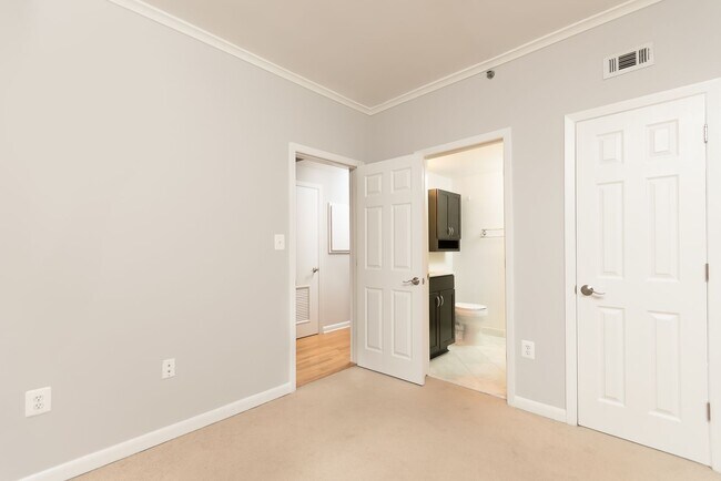 Building Photo - 1437 Rhode Island Ave NW