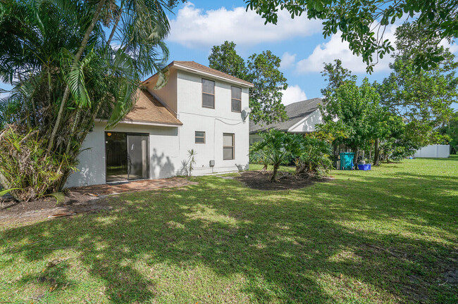 Building Photo - 84 Magnolia Cir