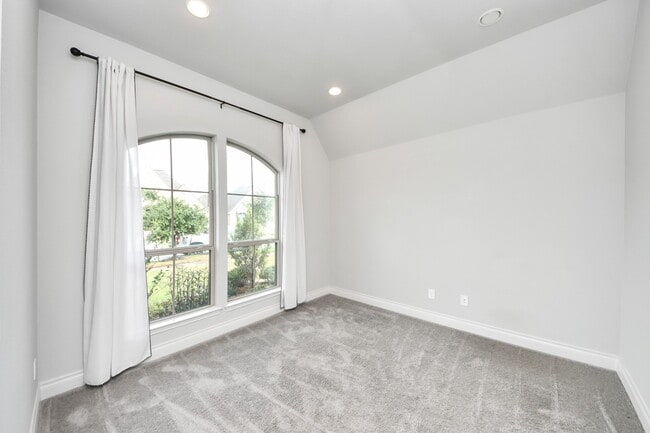 Building Photo - 4412 Mesquite Terrace Dr
