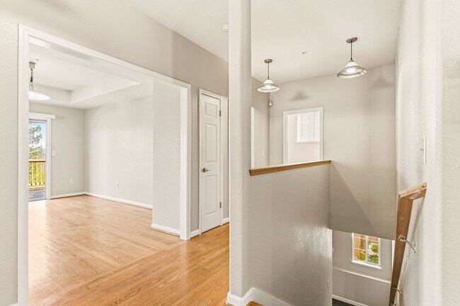 Building Photo - Expansive Valley Views & Private Living in Castro Valley - 4BD/3BA Exec Home