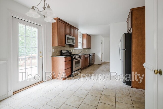 Building Photo - 10075 Aragon Dr