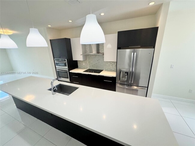 Building Photo - 6415 NW 102nd Path