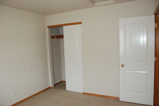 Building Photo - 6364 W Trestle St